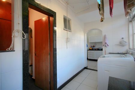 Apartamento à venda com 148m², 4 quartos e 2 vagasÁrea de Serviço