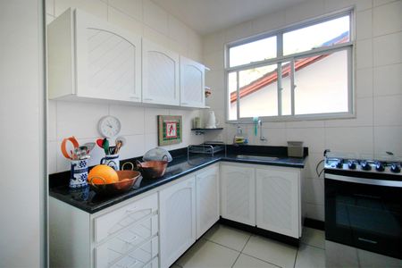 Apartamento à venda com 148m², 4 quartos e 2 vagasCozinha