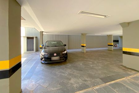 Apartamento à venda com 148m², 4 quartos e 2 vagasVagas