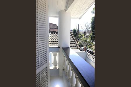 Casa à venda com 306m², 5 quartos e 3 vagasVaranda da Suíte 2