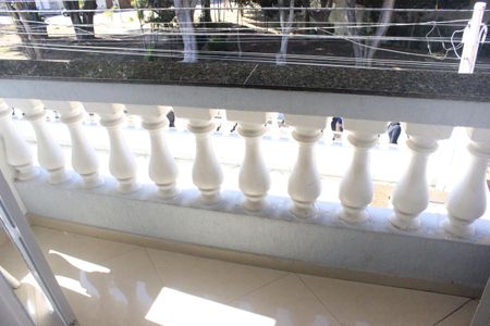 Casa à venda com 306m², 5 quartos e 3 vagasVaranda da Suíte 2