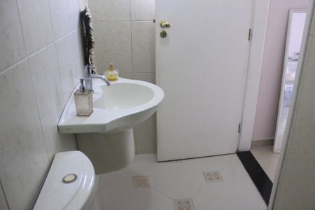 Casa à venda com 306m², 5 quartos e 3 vagasBanheiro da Suíte 1