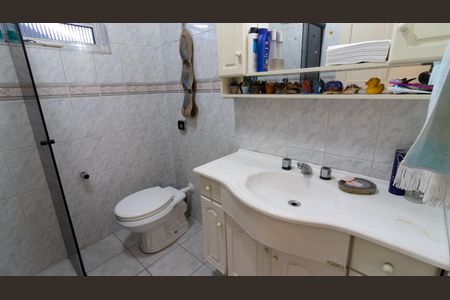 Casa à venda com 260m², 4 quartos e 2 vagasBanheiro
