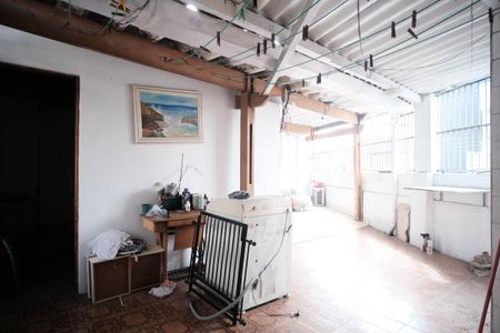 Casa à venda com 260m², 4 quartos e 2 vagasÁrea de Serviço