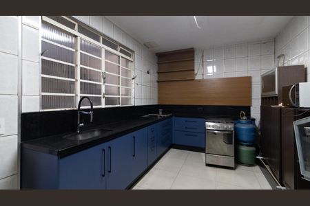 Casa à venda com 260m², 4 quartos e 2 vagasCozinha