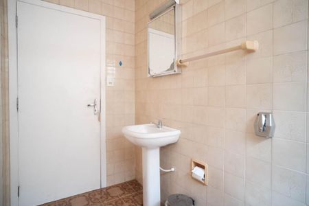 Casa à venda com 260m², 4 quartos e 2 vagasBanheiro Social