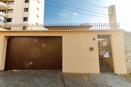 Casa à venda com 520m², 5 quartos e 8 vagas Casa à venda com 520m², 5 quartos e 8 vagasPlaca-