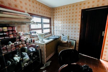 Casa à venda com 520m², 5 quartos e 8 vagas Casa à venda com 520m², 5 quartos e 8 vagasEdicula - cozinha