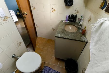 Casa à venda com 520m², 5 quartos e 8 vagas Casa à venda com 520m², 5 quartos e 8 vagasBanheiro da Suíte 2