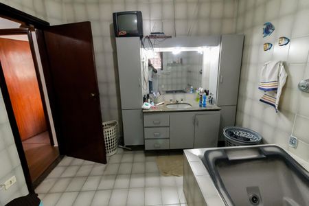 Casa à venda com 520m², 5 quartos e 8 vagas Casa à venda com 520m², 5 quartos e 8 vagasBanheiro da Suíte 1