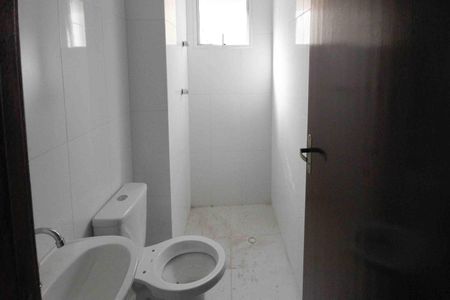 Apartamento à venda com 45m², 2 quartos e sem vaga Apartamento à venda com 45m², 2 quartos e sem vagaBanheiro