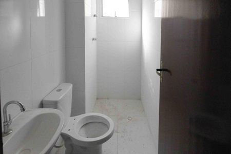 Apartamento à venda com 45m², 2 quartos e sem vaga Apartamento à venda com 45m², 2 quartos e sem vagaBanheiro
