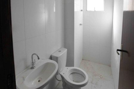 Apartamento à venda com 45m², 2 quartos e sem vaga Apartamento à venda com 45m², 2 quartos e sem vagaBanheiro