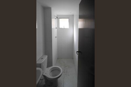 Apartamento à venda com 45m², 2 quartos e sem vaga Apartamento à venda com 45m², 2 quartos e sem vagaBanheiro