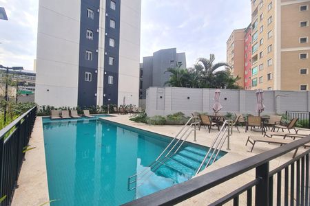 Apartamento para alugar com 42m², 2 quartos e sem vaga Apartamento para alugar com 42m², 2 quartos e sem vagaÁrea comum - Piscina