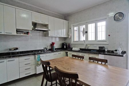 Casa à venda com 105m², 2 quartos e 1 vaga Casa à venda com 105m², 2 quartos e 1 vagaCozinha