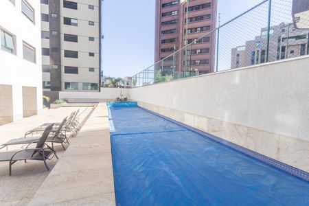 Apartamento à venda com 392m², 4 quartos e 5 vagasÁrea comum - Piscina