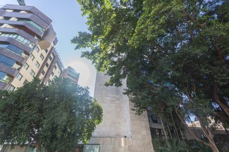 Apartamento à venda com 392m², 4 quartos e 5 vagasFachada