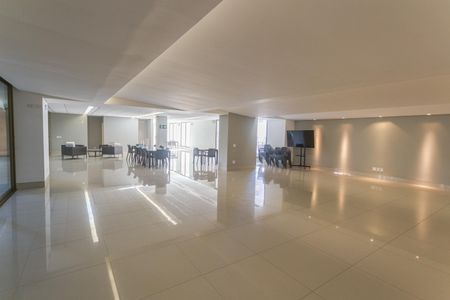 Apartamento à venda com 392m², 4 quartos e 5 vagasÁrea comum - Salão de festas