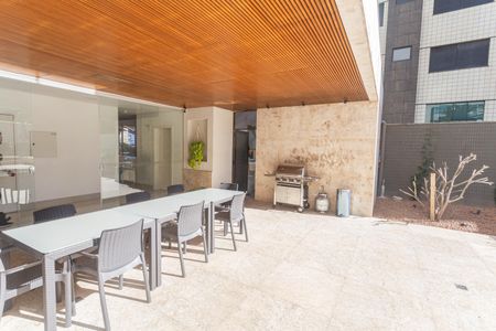 Apartamento à venda com 392m², 4 quartos e 5 vagasÁrea comum - Churrasqueira