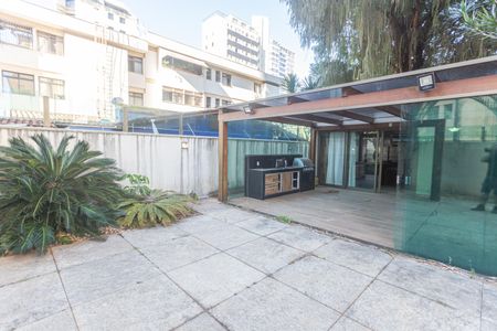 Apartamento à venda com 392m², 4 quartos e 5 vagasÁrea Privativa