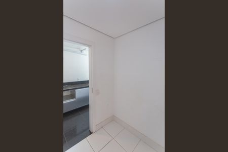 Apartamento à venda com 392m², 4 quartos e 5 vagasQuarto de Serviço