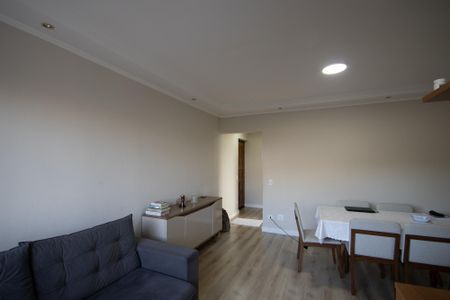 Apartamento à venda com 70m², 2 quartos e 1 vagaSala