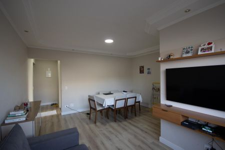 Apartamento à venda com 70m², 2 quartos e 1 vagaSala