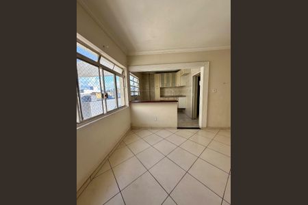 Apartamento à venda com 110m², 3 quartos e sem vaga Apartamento à venda com 110m², 3 quartos e sem vagaFoto 02