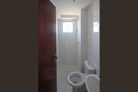 Apartamento à venda com 43m², 2 quartos e sem vaga Apartamento à venda com 43m², 2 quartos e sem vagaBanheiro