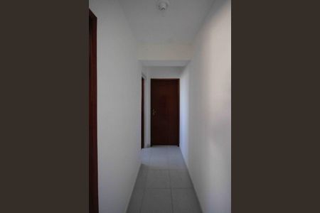 Apartamento à venda com 43m², 2 quartos e sem vaga Apartamento à venda com 43m², 2 quartos e sem vagaCorredor