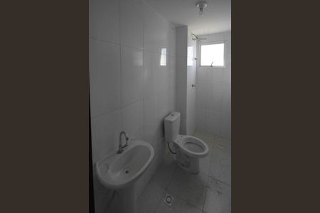 Apartamento à venda com 73m², 2 quartos e sem vaga Apartamento à venda com 73m², 2 quartos e sem vagaBanheiro Social