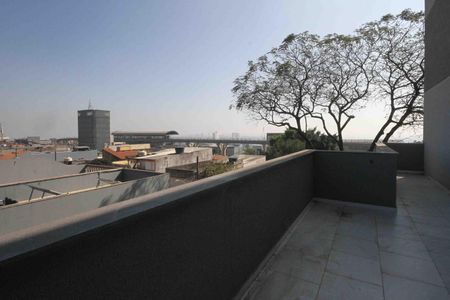 Apartamento à venda com 73m², 2 quartos e sem vaga Apartamento à venda com 73m², 2 quartos e sem vagaVaranda
