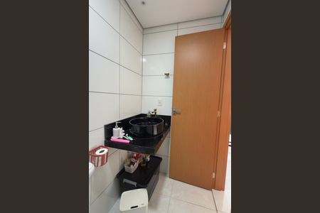 Apartamento para alugar com 78m², 2 quartos e 2 vagas Apartamento para alugar com 78m², 2 quartos e 2 vagasBanheiro da Suíte