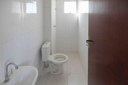 Apartamento à venda com 39m², 2 quartos e sem vaga Apartamento à venda com 39m², 2 quartos e sem vagaBanheiro Social