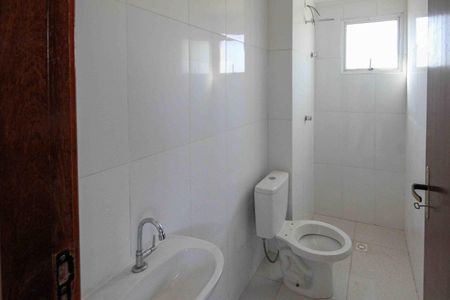 Apartamento à venda com 39m², 2 quartos e sem vaga Apartamento à venda com 39m², 2 quartos e sem vagaBanheiro Social