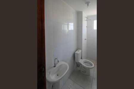 Apartamento à venda com 39m², 2 quartos e sem vaga Apartamento à venda com 39m², 2 quartos e sem vagaBanheiro Social