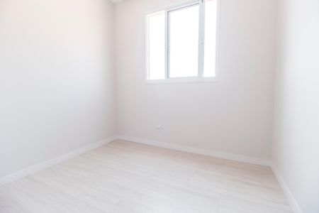 Quarto 1 de apartamento para alugar com 2 quartos, 35m² em Vila Sul Americana, Carapicuíba