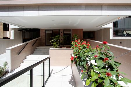 Apartamento à venda com 86m², 2 quartos e 1 vagaEntrada