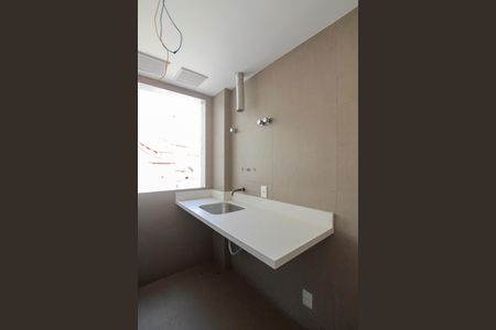 Apartamento à venda com 86m², 2 quartos e 1 vagaÁrea de Serviço