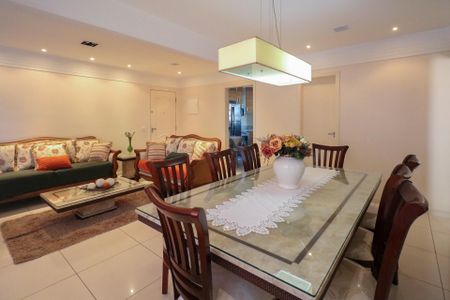 Apartamento à venda com 140m², 3 quartos e 1 vaga Apartamento à venda com 140m², 3 quartos e 1 vagaSala de Estar e Jantar