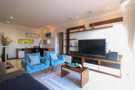 Apartamento à venda com 140m², 3 quartos e 1 vaga Apartamento à venda com 140m², 3 quartos e 1 vagaSala de TV - Piso Superior