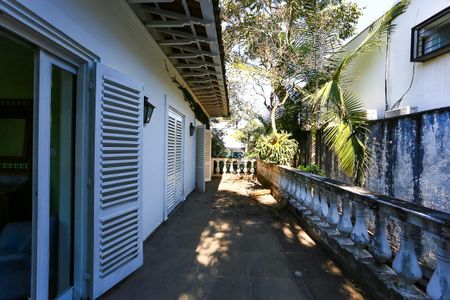 Casa à venda com 400m², 3 quartos e 4 vagassuíte varanda