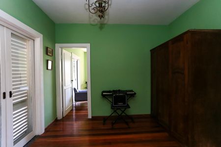 Casa à venda com 400m², 3 quartos e 4 vagas Suíte