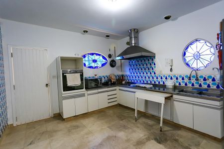 Casa à venda com 400m², 3 quartos e 4 vagasCozinha