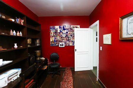 Casa à venda com 400m², 3 quartos e 4 vagasEscritório