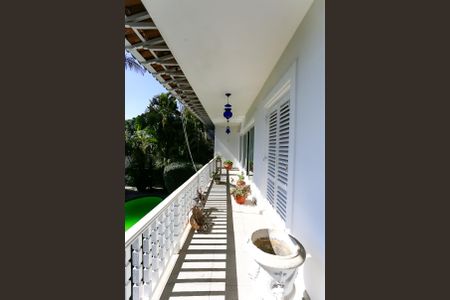 Casa à venda com 400m², 3 quartos e 4 vagasVaranda