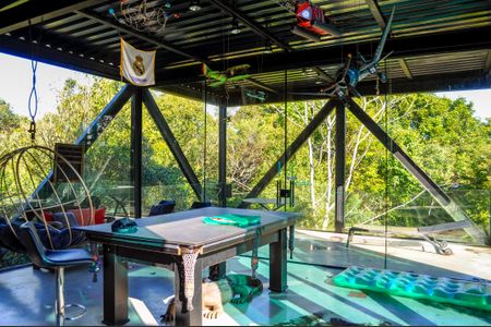 Casa de condomínio para alugar com 490m², 5 quartos e 4 vagasÁrea Externa