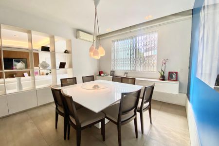 Apartamento à venda com 180m², 3 quartos e sem vagaSala de Jantar