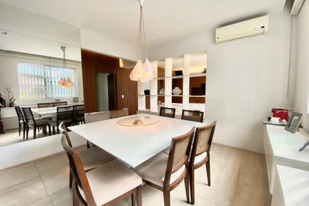 Apartamento à venda com 180m², 3 quartos e sem vagaSala de jantar